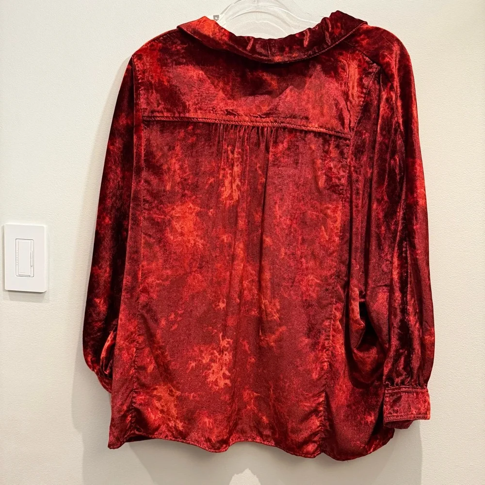 NWT - Anthropologie Pilcro Orsay Cherry Red Velvet Button Down Top Size L - Picture 3 of 10